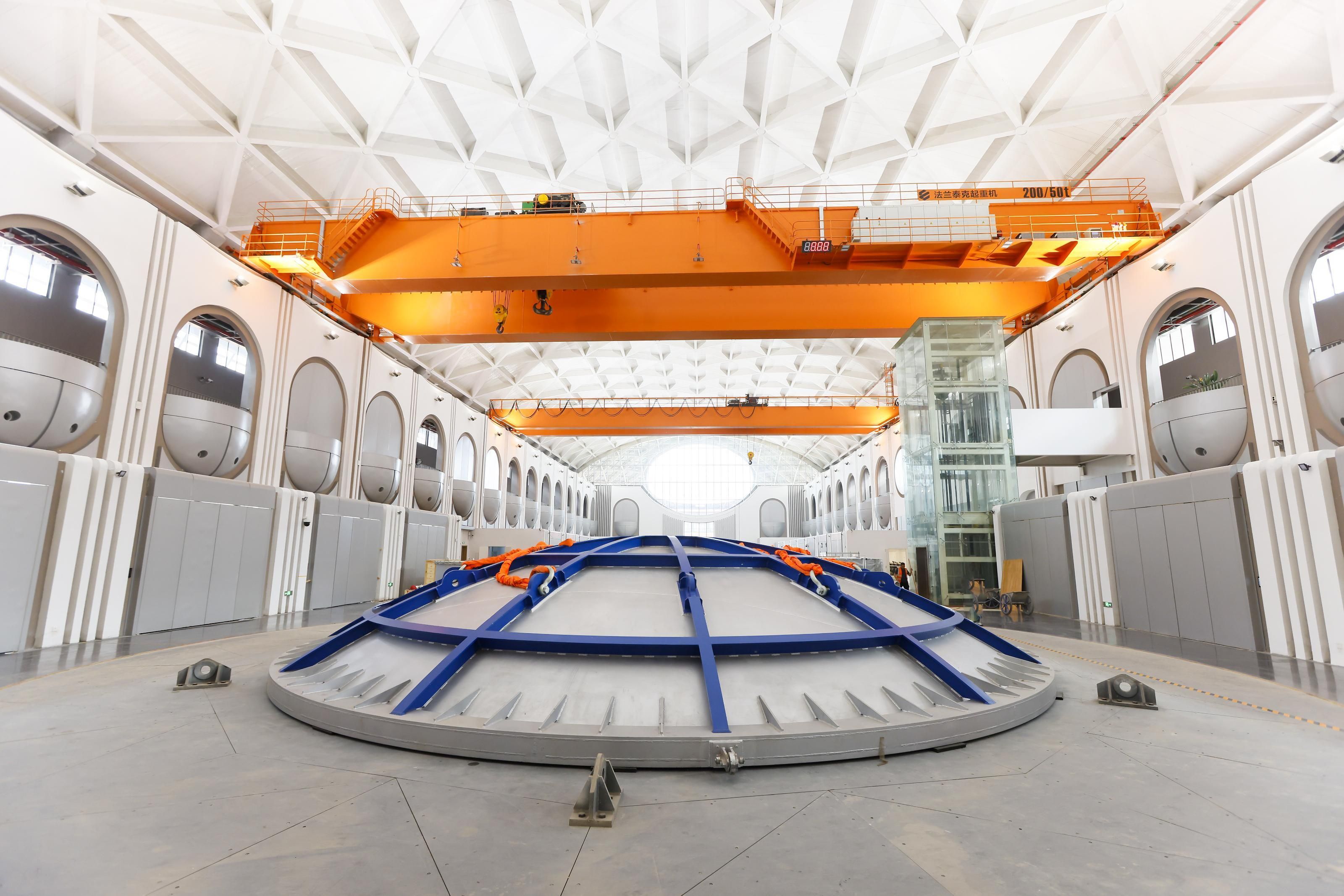 時空を「圧縮」する人類史上最強の遠心機：中国「CHIEF1900」が拓く超