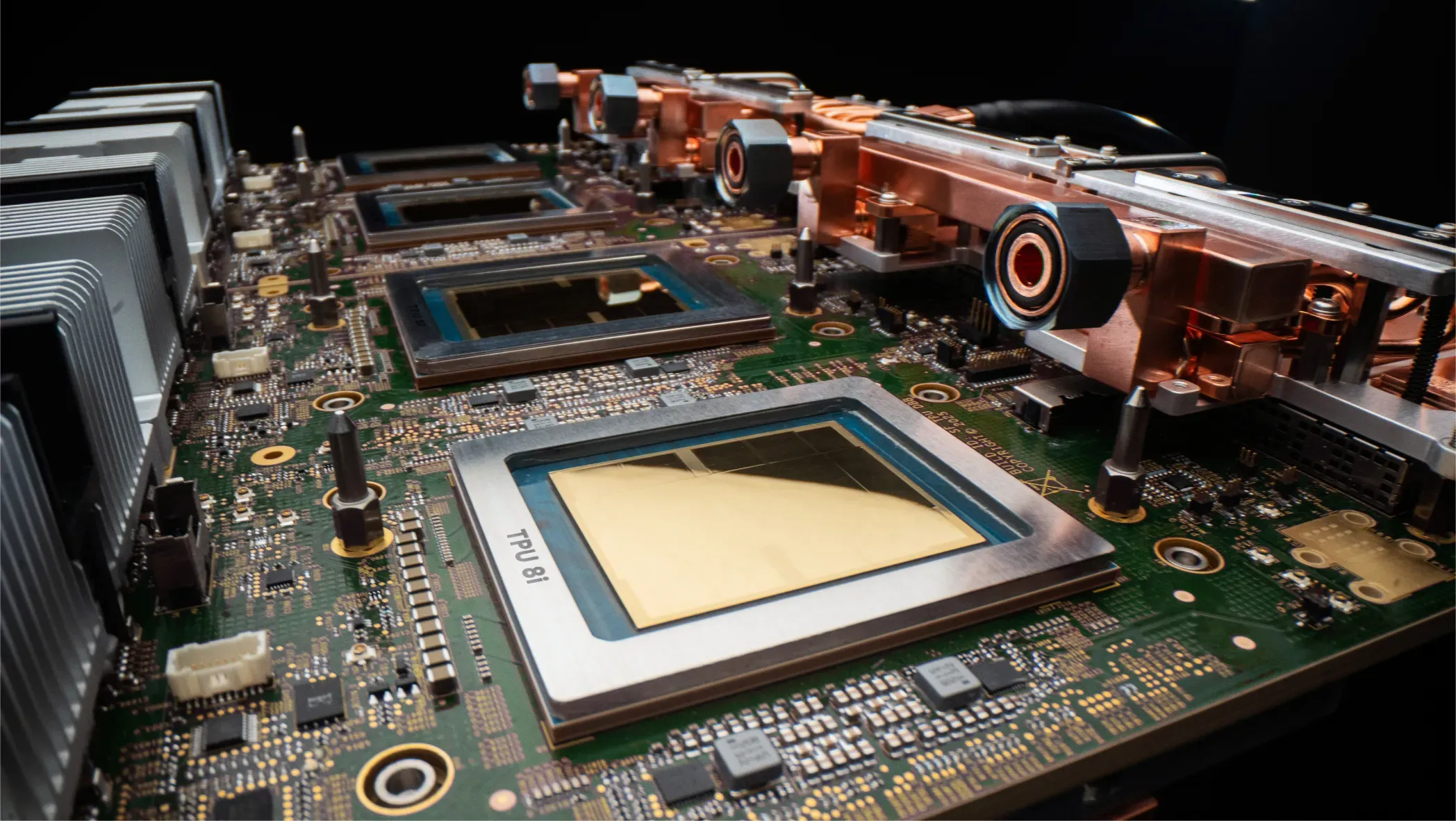 Google、第8世代TPU「8t / 8i」を発表：「エージェントAI時代」に向けた学習・推論アーキテクチャの分離戦略