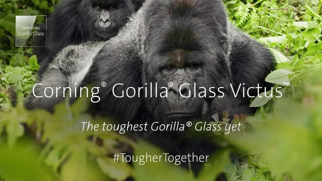 スマートフォン用強化ガラスの巨人Corning、EUが独占禁止法違反で調査開始 &#8211; Gorilla Glass取引で競合排除の疑い