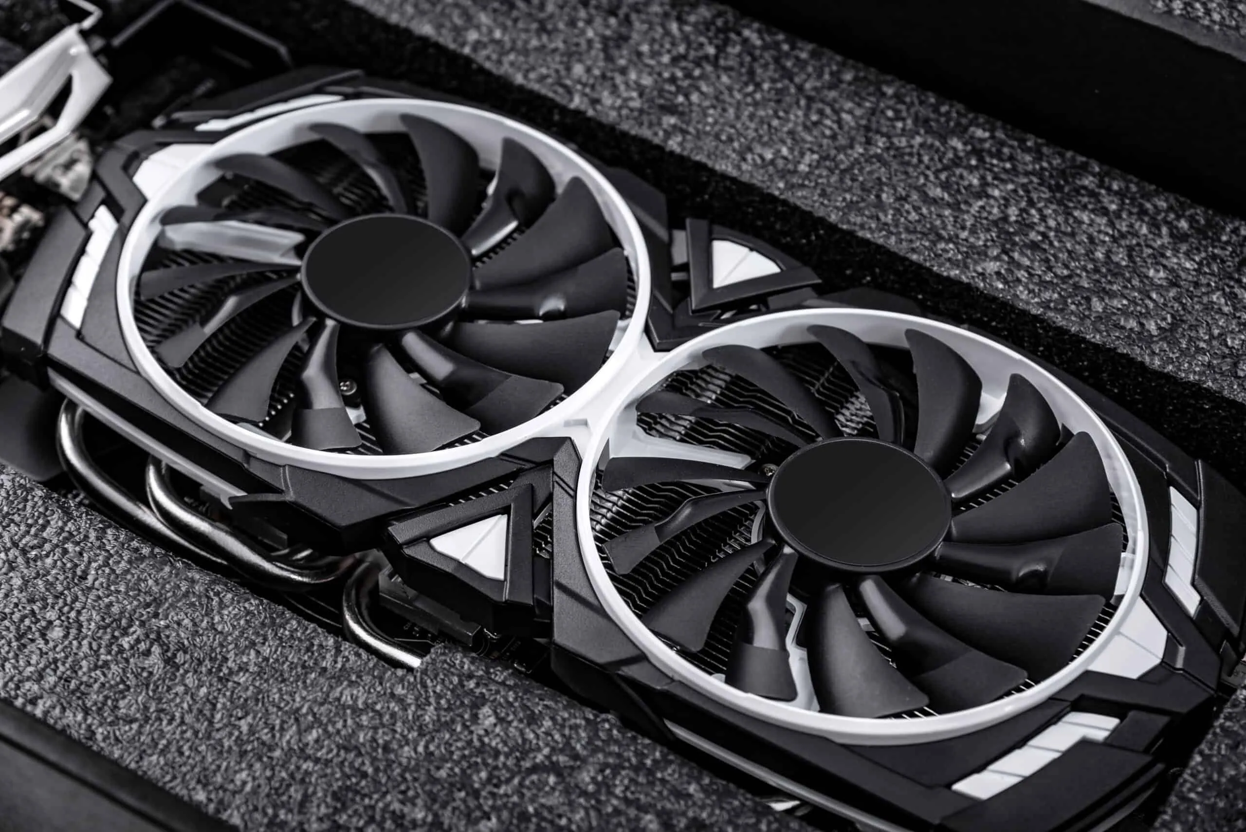 2024年Q2のGPU出荷台数が予想外の1.8%増 &#8211; NVIDIAのシェアが2%拡大