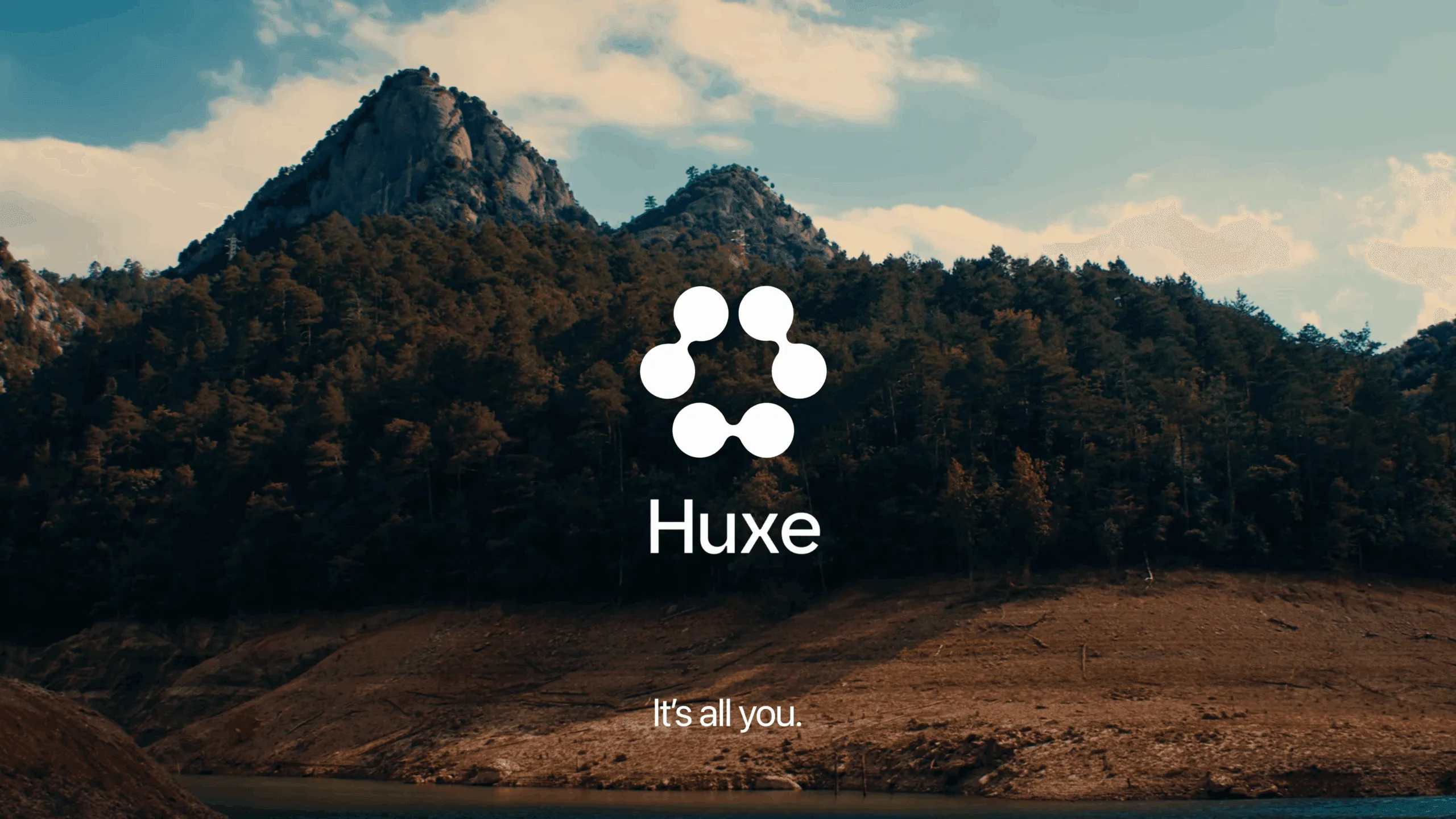 NotebookLMの元開発者らが新アプリ「Huxe」をリリース：“あなただけのポッドキャスト”によるポストスクリーン時代のAIのあり方とは