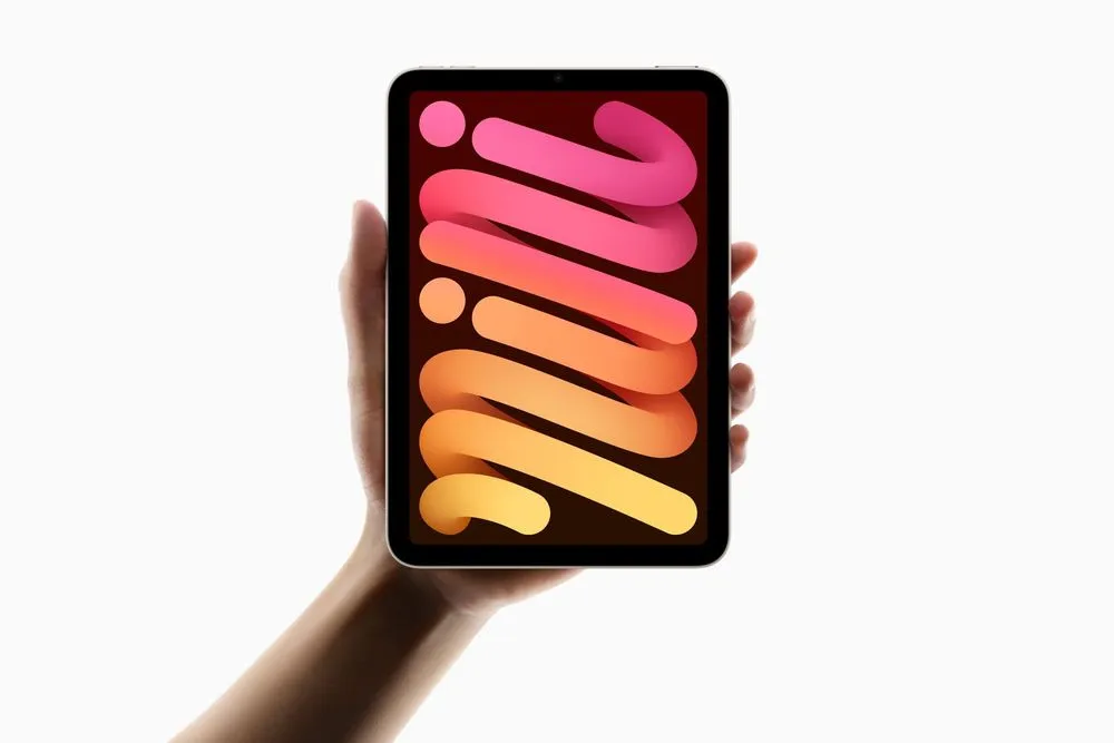 Apple、最新A17 Proチップ搭載の第7世代iPad miniを電撃発表 –
