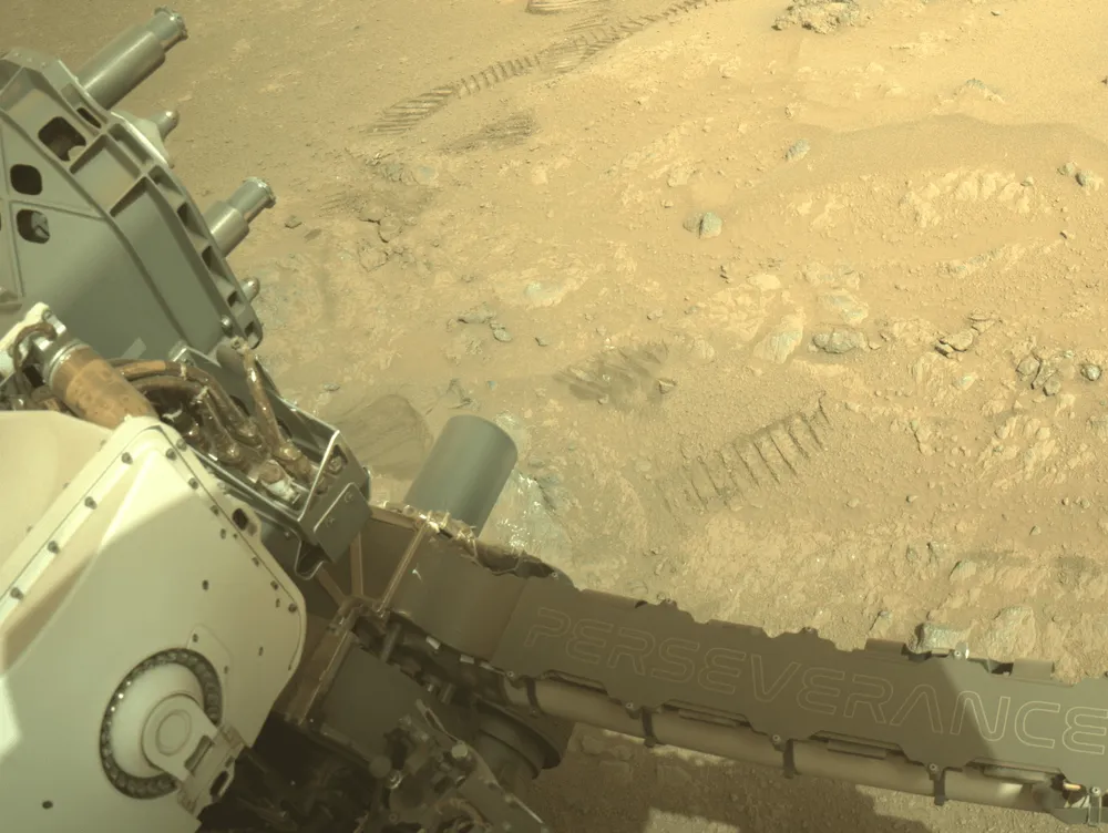 NASAの火星探査機、生成AI「Claude」による自律航行で400メートル走破