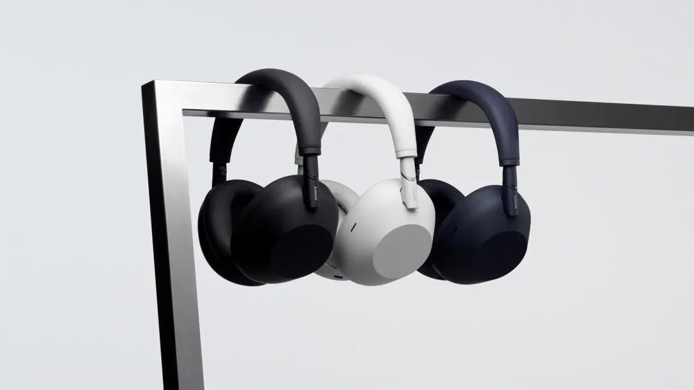 Sony、待望の「WH-1000XM6」発表：折りたたみ復活、静寂と高音質を極め