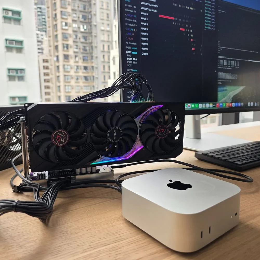 AppleがNVIDIA・AMD eGPU用ドライバーをArm Mac向けに承認:AI計算の壁を崩したTiny Corpの技術的突破口