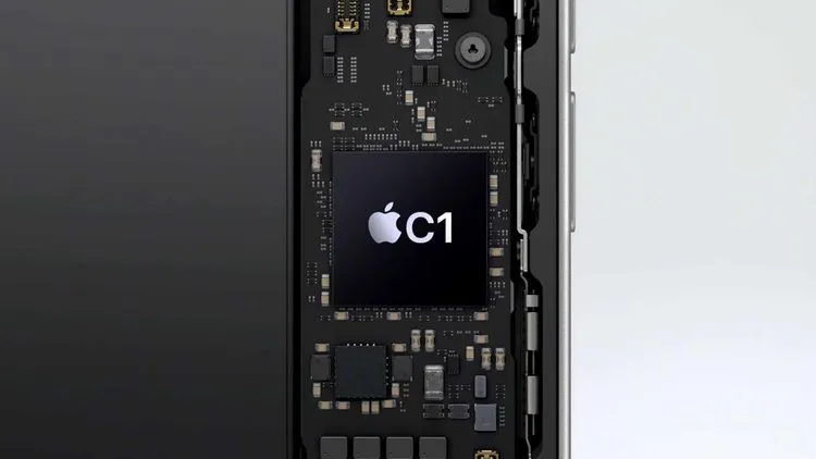Apple初のC1モデム搭載iPhone 16e：効率重視の通信性能が明らかに