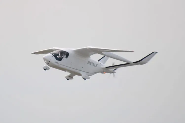 Amazon・GE支援のBeta、10億ドル調達の大型IPOで市場参入：評価額74億ドル、「空飛ぶクルマ」競争の新たな幕開け