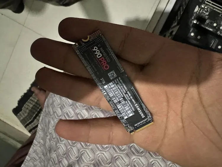 SSD高騰によりUSB 2.0並みの偽造SSDが登場する事態に：Windowsを欺く手口とNAND不足の闇