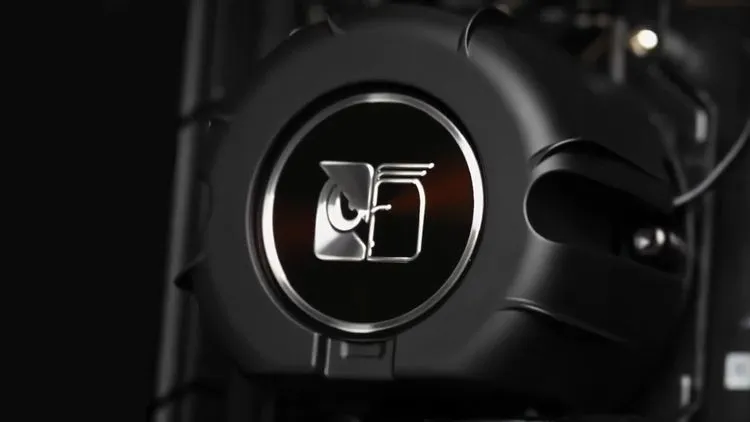 Noctua 初の液冷は「相変化」ではない。Asetek版とサーモサイフォン版を分ける静音戦略の正体