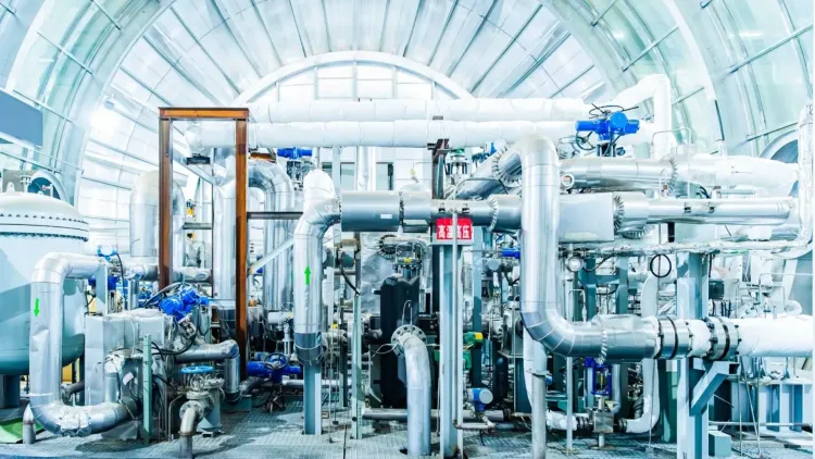 蒸気機関の終焉と新たな夜明け：世界初「超臨界CO2発電」が中国で商業運転開始。その物理学的革新と産業への衝撃