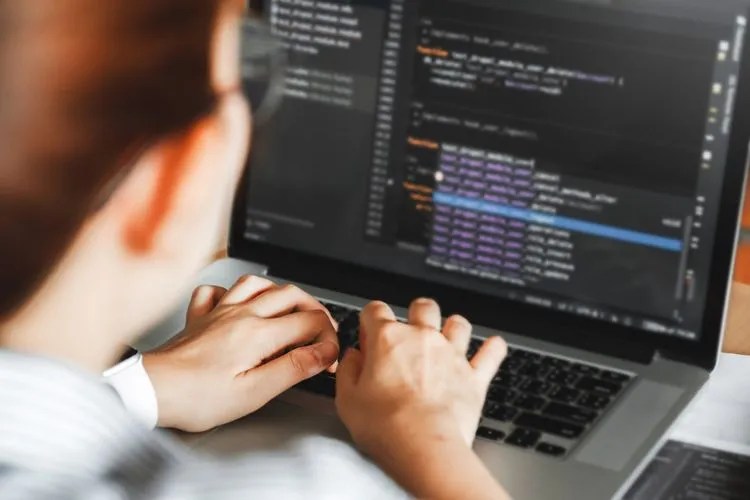 世界で最も機密性の高いコンピューターコードは攻撃に対して脆弱だが新しい暗号化手法が助けとなりうる