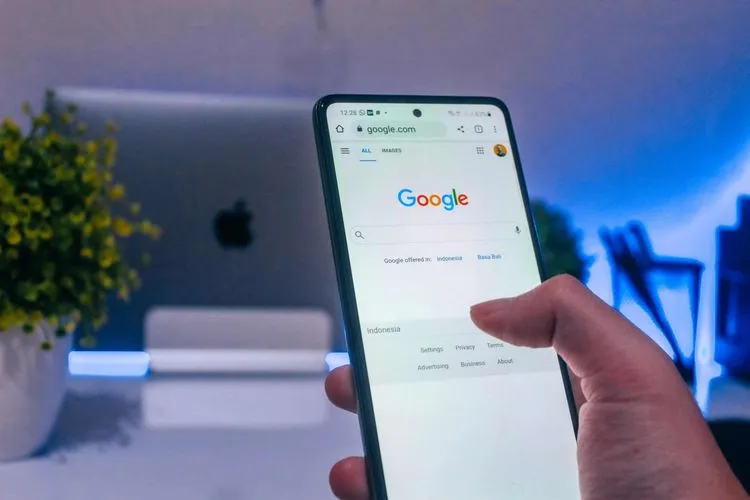 英規制当局、Googleの検索支配力を精査へ－AIサービスも調査対象に