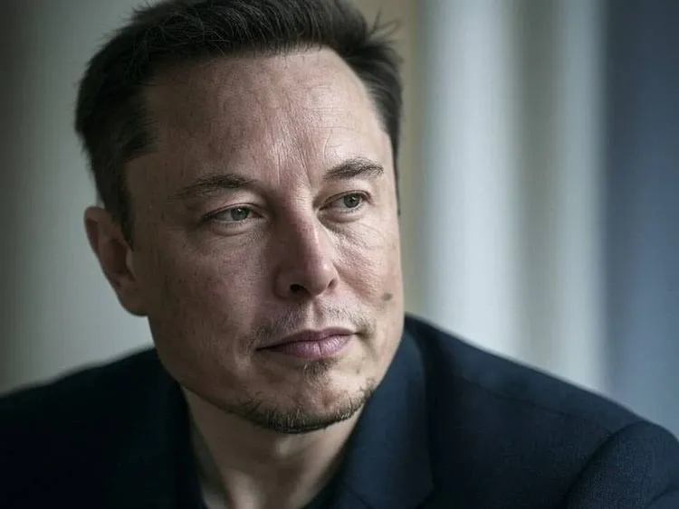 Xが最新AI画像生成機能「Aurora」をGrokアシスタントに統合：フォトリアリスティック画像で次世代のユーザー体験を創出