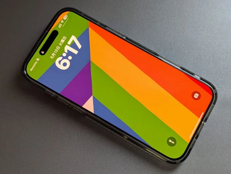 iOS 18.5配信開始!iPhone 13衛星通信対応、新壁紙、Mailアプリ改善など