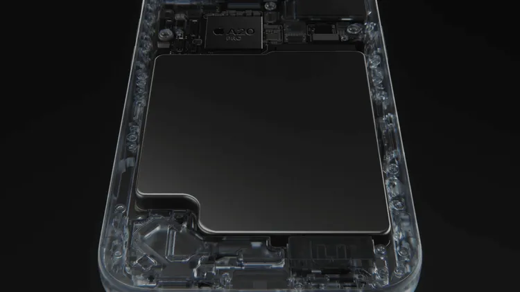 iPhone 18 Pro Max Runs Cooler Under Load, Real Tests of A20 Pro's Thermal Design Show