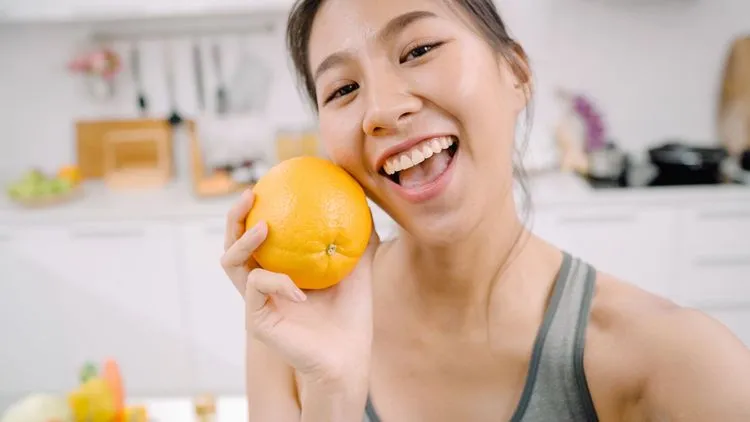 SNSの「1日の食事」動画は役に立たないどころか有害かもしれない