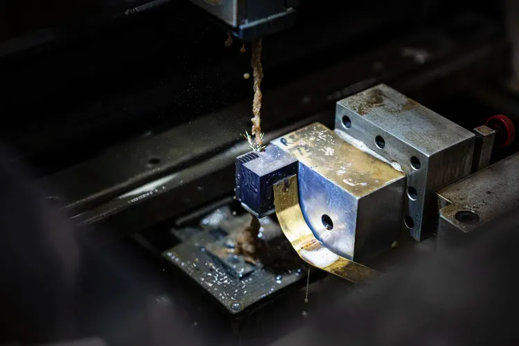 Noveon Magnetics、米国産レアアース磁石供給に向けて2億1500万ドル調達：「脱中国」サプライチェーンの全貌