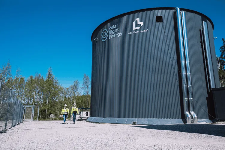フィンランドで世界最大100MWh「砂電池」が本格稼働:未来の熱源が町を丸ごと温める