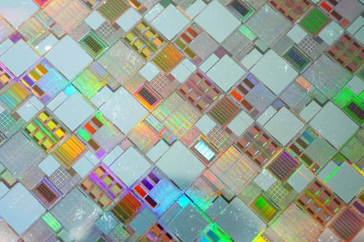 TSMCが独走：Samsungファウンドリの市場シェア8.1%に急落