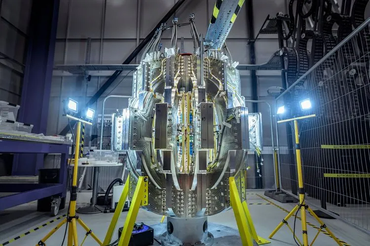 Tokamak Energy、完全なHTSマグネットシステム「Demo4」の飛躍的進歩を発表:商業核融合発電の実現に大きな前進