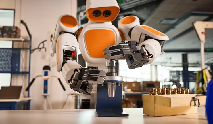 TRI発Waldenが3億ドル調達、トヨタ工場への汎用ロボット投入を発表