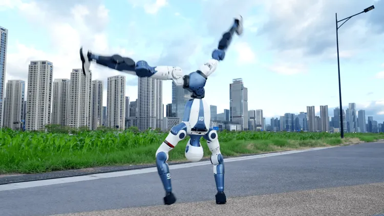 中国Unitree、ヒューマノイドロボットを約82万円で販売開始：中国によるEVでの価格破壊がロボットでも繰り返されるのか