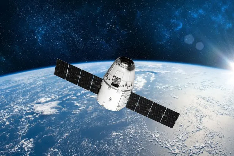 次なる宇宙のフロンティアは思うより近い：超低地球軌道（VLEO）衛星の世界へようこそ