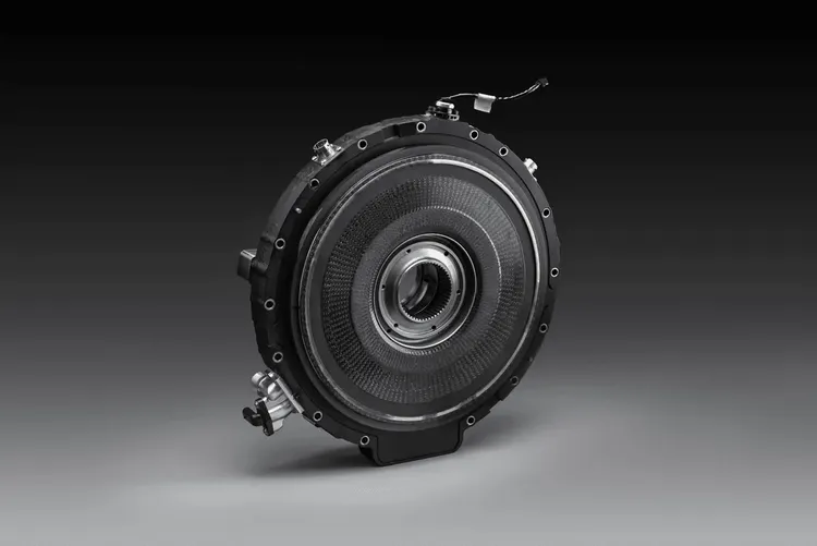 わずか12kgで1000馬力？YASAが達成した「軸流モーター」の革命的進化とEV軽量化の未来