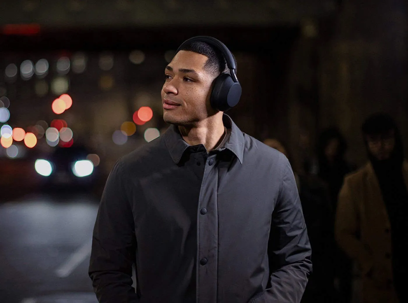 Sonyの次世代ノイズキャンセリングヘッドホン「WH-1000XM6」、2025年夏までの発売か