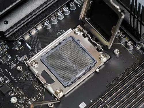 AMDがAM5サポートを2029年まで延長：「長寿命」戦略の裏にある市場の現実