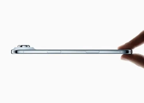 iPhone Air 正式発表：史上最薄5.6mmの衝撃。Proの性能を秘めた「未来の形」