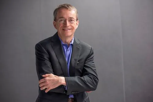 Intel CEOのPat Gelsinger氏が突然の退任、暫定共同CEOの体制へ移行