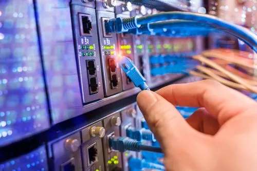 Linux旧式NIC18本の削除案、前日からのnetdev削除波に連なる　3c59xには現役利用の申告
