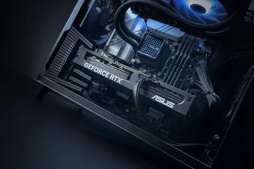 NVIDIA RTX 40シリーズ、DLSS 4.0で性能向上とVRAM消費量削減を実現