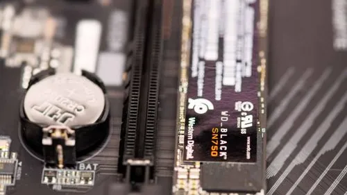 東大らの新技術が桁違いのSSDとRAMの開発を可能にするかもしれない