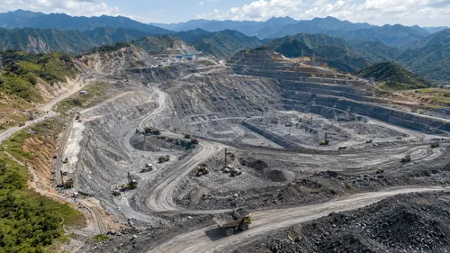 中国が世界2位の巨大レアアース鉱床を四川で確認、埋蔵量は一挙に3倍超へ