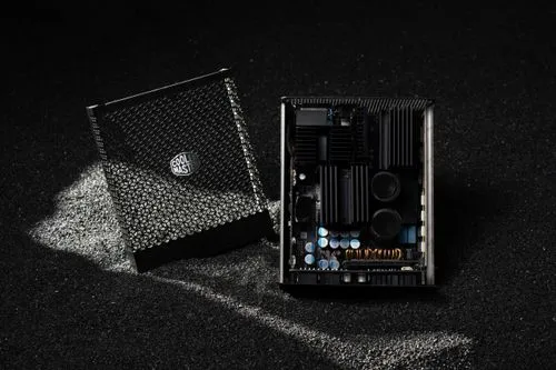 Cooler MasterとInfineonが提携拡大、高性能電源ユニットXシリーズを発表