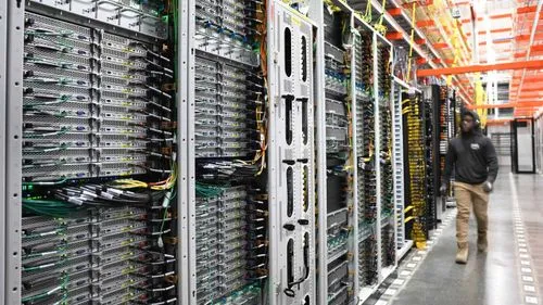 米Biden政権、AIデータセンター向けに連邦用地を開放―2027年までのインフラ整備を加速