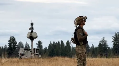 Meta・Andurilが軍事向けXRデバイス開発で提携へ：IVAS後継「EagleEye」構想で戦場はどう変わる？