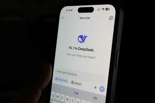 AIアプリ2025年初頭の最新調査 – 勢力図が再編、ChatGPT倍増・DeepSeek急台頭