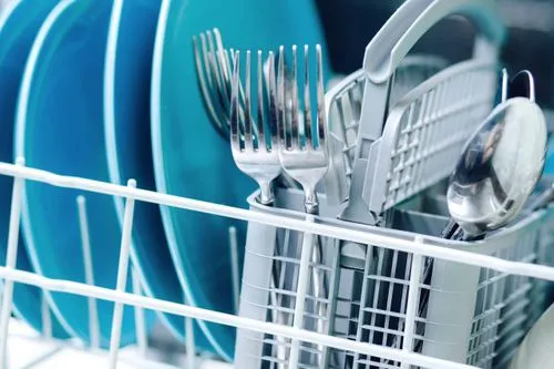 食洗機の水切りを促進する「リンス」に、腸の健康を損なう可能性があることが研究から明らかに