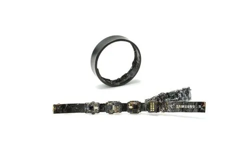 Galaxy Ringは2年程度で使えなくなり故障した場合は使い捨てとなる