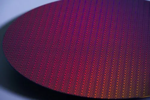 Intel 18Aプロセス、歩留まり10%未満で量産困難な状況に陥る