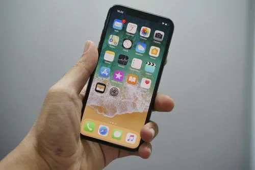 Appleは薄型主義に回帰か？次世代iPhone 17、MacBook Pro、Apple Watchの「大幅な」スリム化を計画中との報道