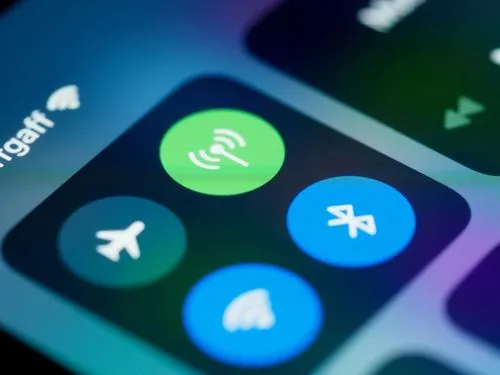 Apple、iPhone 17でBroadcom製Wi-Fiチップを自社開発品に置き換えへ ─ 独自5Gモデムも2025年から導入開始
