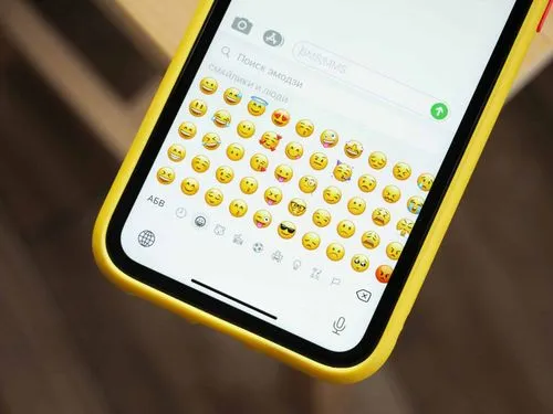 Apple、iOS 18で期待される10のAI新機能、目玉はAI生成絵文字か