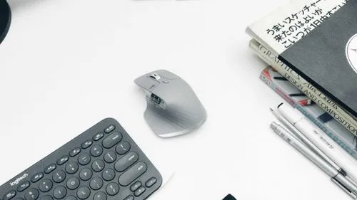「弁解の余地なきミス」によりロジクール製マウスやキーボードがMacで動作不能に：macOSアプリ一斉ダウンの真相と、周辺機器のソフトウェア依存が露呈した脆弱性