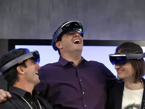 Microsoft、Windows Mixed Realityを廃止へ
