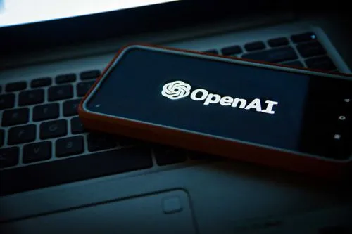 OpenAIが破産寸前との報道、ChatGPTの運用とAI開発に膨大なコストがかかるが収益が追いつかない