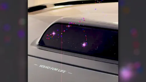 スマホカメラが突然故障？ 自動運転車の「目」LiDAR、その知られざるリスクと対策